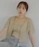 ベージュ