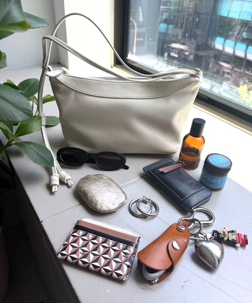 ear PAPILLONNER】シンプルミニワンハンドルバッグ｜パルグループ