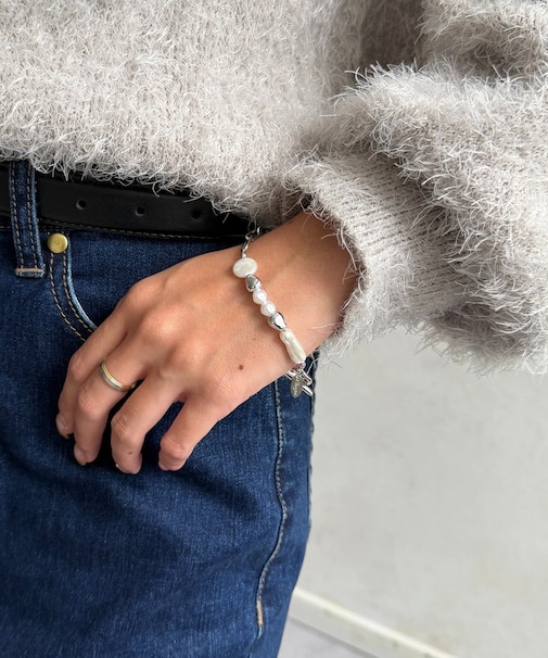 チェーン×変形パールブレスレット