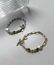 チェーン×変形パールブレスレット