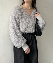 フェザーVネックプルオーバー