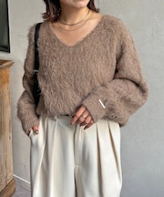 アルパカ混Vネックゆるニット