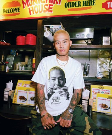 【WHO'S WHO gallery】モニーバーガーTEE
