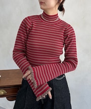 袖フリルフレアスリーブハイネックニット