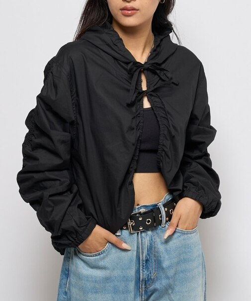 【WHO'S WHO gallery】ギャザーフードシャツブルゾン