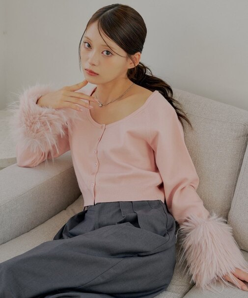 【Chico】ショート丈袖ファーカーディガン