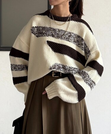 柄見えボーダーニット