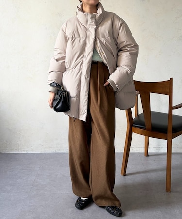 ボリュームネックミドルダウン