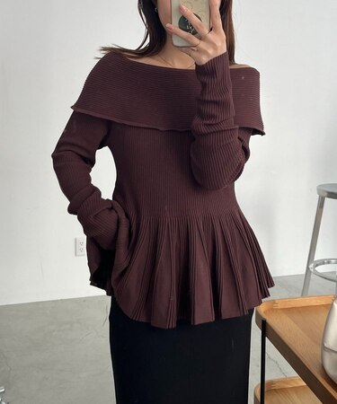 【CAPRICIEUX LE'MAGE】フレアボートネックニット