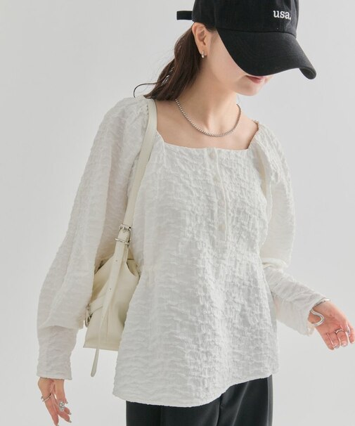 【mystic】エンボスパフ 長袖ブラウス