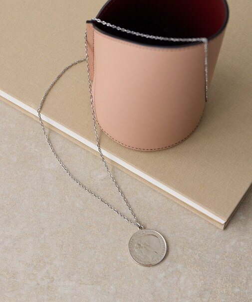 【ear PAPILLONNER】アンティーク風コインネックレス