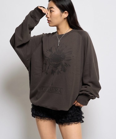 【WHO'S WHO gallery】Soucreamガーベラスウェット