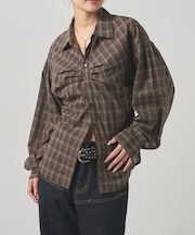 【WHO'S WHO gallery】パフスリーブダーツシャツ