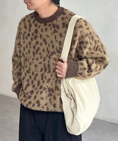 モヘアライク総柄ニットプルオーバー
