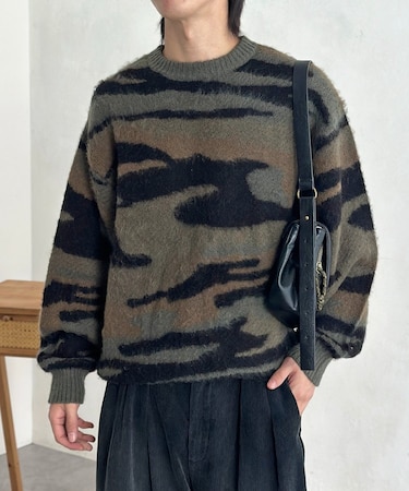 モヘアライク総柄ニットプルオーバー