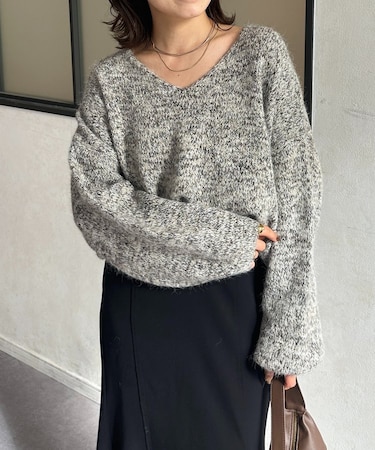 VネックMIXショートニット