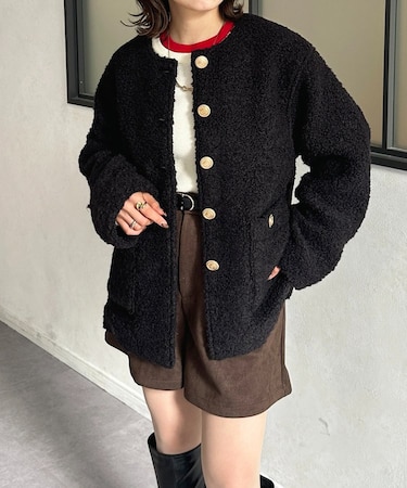 GOLDボタンノーカラーボアジャケット