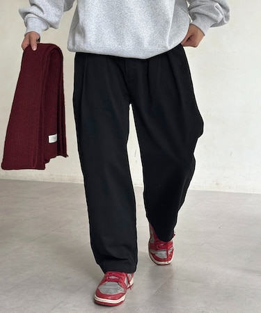 ピグメントツイルワイドタックパンツ