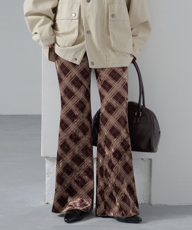 【Kastane】チェックベロアフレアパンツ
