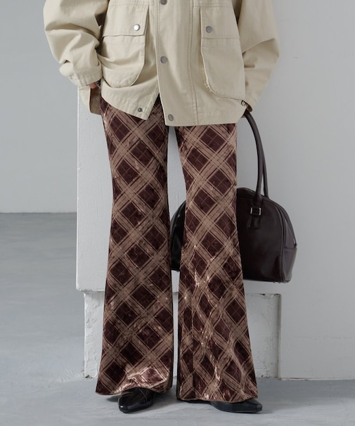 【Kastane】チェックベロアフレアパンツ