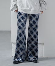 【Kastane】チェックベロアフレアパンツ