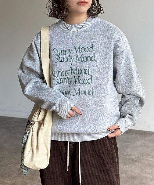 リバーシブル配色ロゴスウェットライクニット