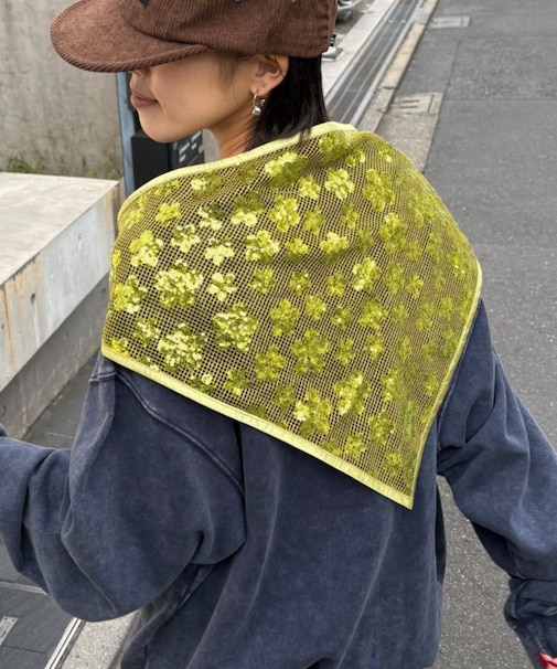 【CIAOPANIC TYPY】H.Sスパンコール三角スカーフ