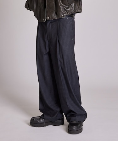 【WHO'S WHO gallery】ワンタックスタッズスラックス