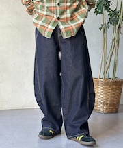 シームタックカーブデニム