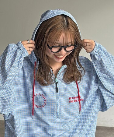 ナイロンアノラックパーカー