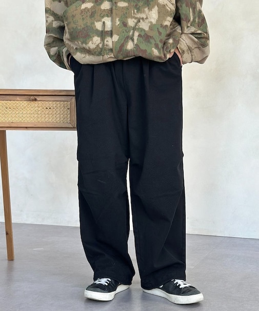 ストレッチツイルニータックパンツ