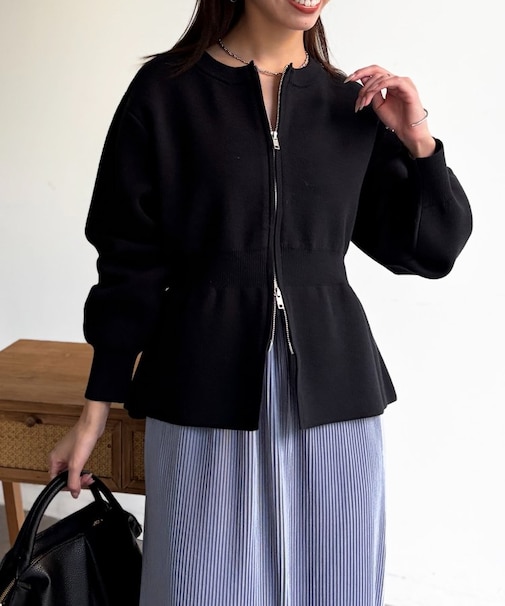 ペプラムジップジャケット