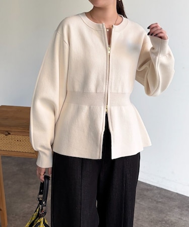 ペプラムジップジャケット