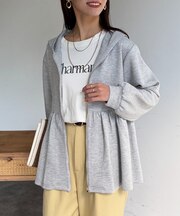 ダンボールペプラムパーカー