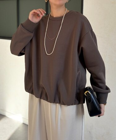 軽量ボンディング裾ボリュームプルオーバー