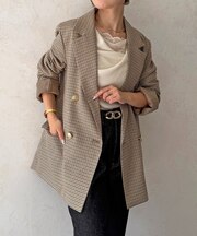 ゴールドボタンテーラードジャケット