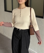 袖先配色ヘンリーネックニット