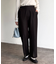 センタースリットパンツ