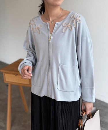 刺繍ニットジャケット