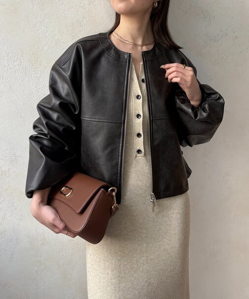 バックフリルWジップ合皮ジャケット