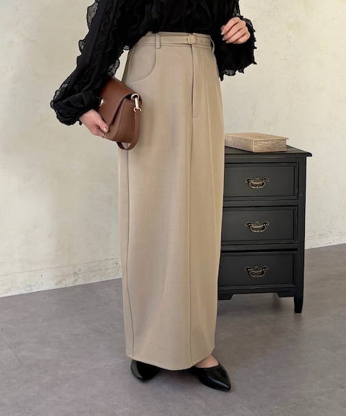 ベルト付きナロースカート