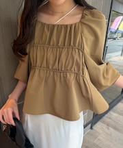 【CAPRICIEUX LE'MAGE】スクエアパフブラウス