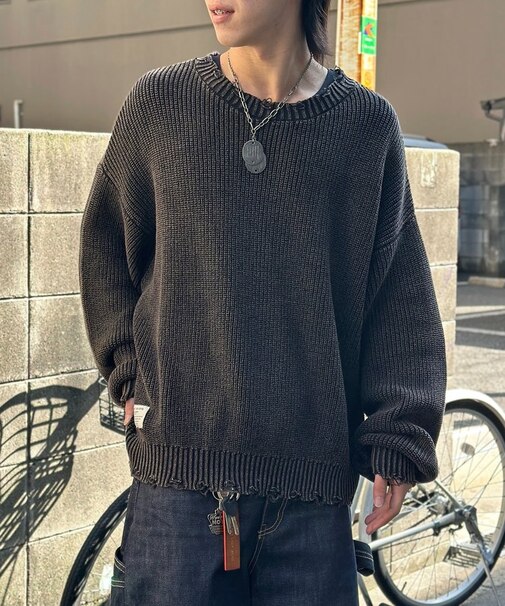 パウダー加工ダメージニットプルオーバー