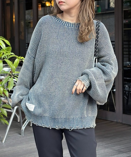 パウダー加工ダメージニットプルオーバー