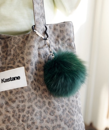 【Kastane】ファーチャームキーホルダー
