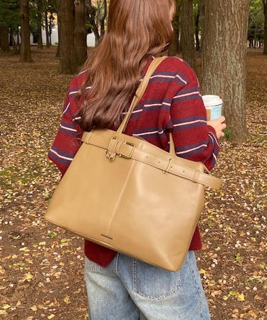 【RAY CASSIN】ベルト付トートバッグ