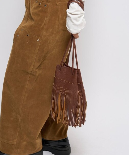 【WHO'S WHO gallery】フリンジレザーショルダーバッグ