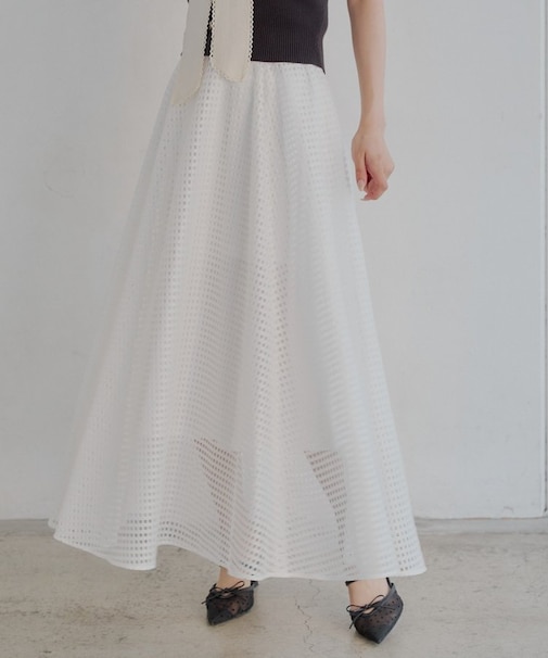 【Chico】レザーベルト付きドットメッシュフレアスカート