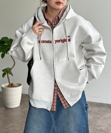 パウダー加工ダンボールジップパーカー