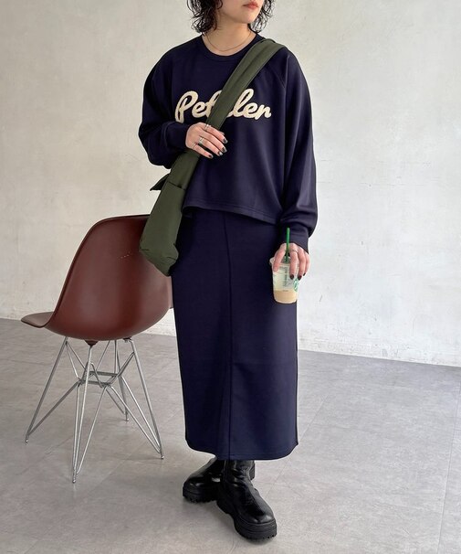 コクーンプルオーバー×ナロースカートセットアップ